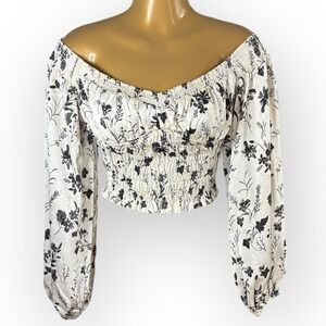 Floral Smocked Off Shoulder Crop Top Balloon Sleeve Ruffle XS NWT En Saison
